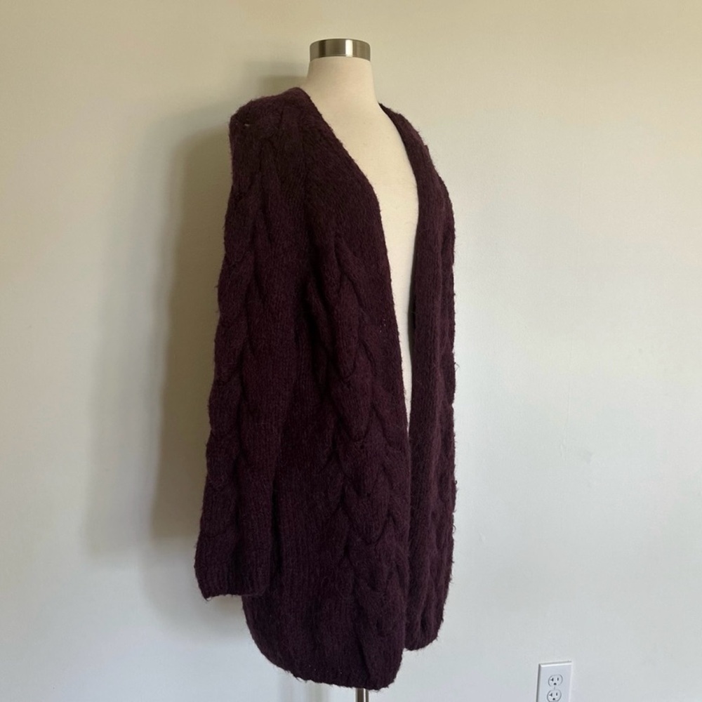 ISO H&M Deep Purple/Burgundy Cable Knit Cardigan - Picture 4 of 11